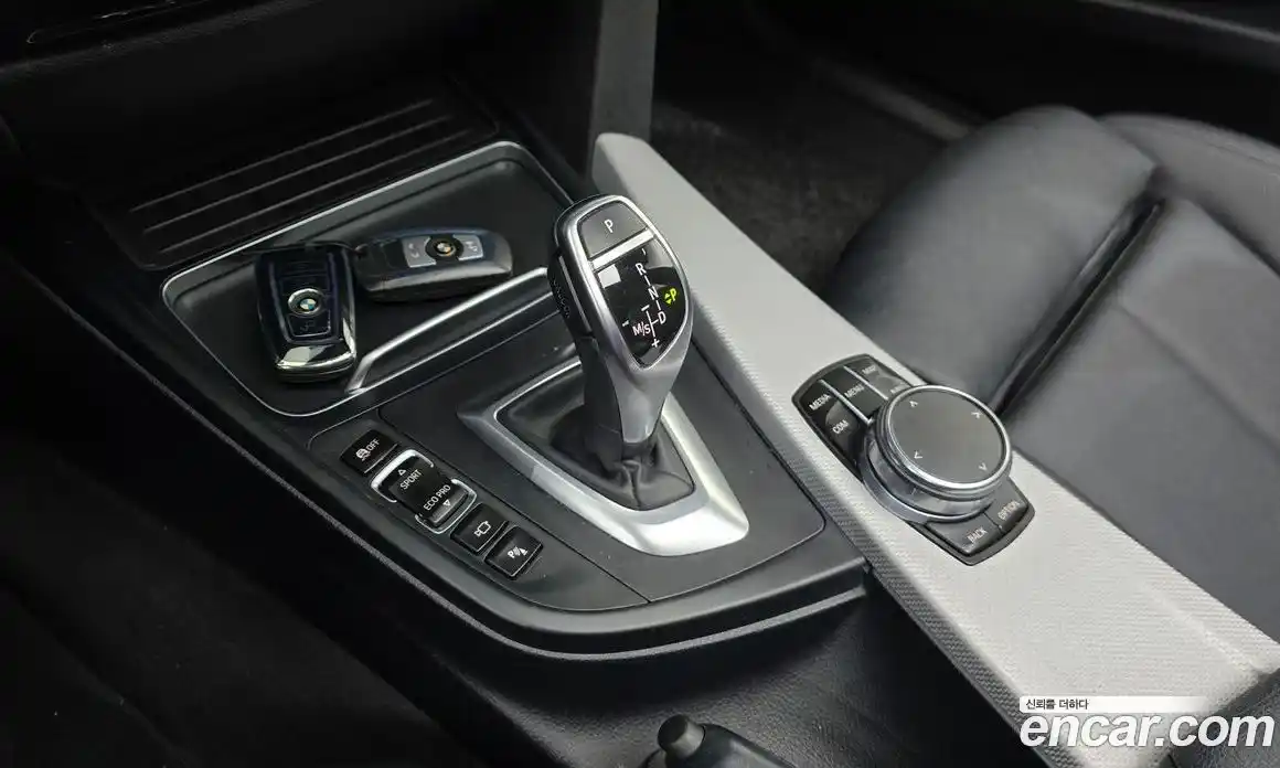 BMW 3-Series 2018 2.0 Автомат в Москве № 622510, фото 8