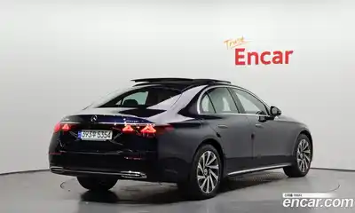 Mercedes-Benz E-Class 2024 2.0 Автомат в Москве № 622665, миниатюра 2