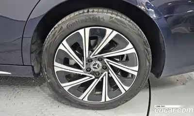 Mercedes-Benz E-Class 2024 2.0 Автомат в Москве № 622665, миниатюра 5