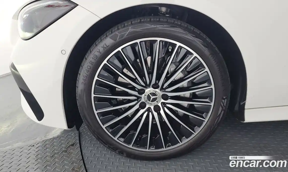 Mercedes-Benz CLE-Class 2024 2.0 Автомат в Москве № 622965, фото 4