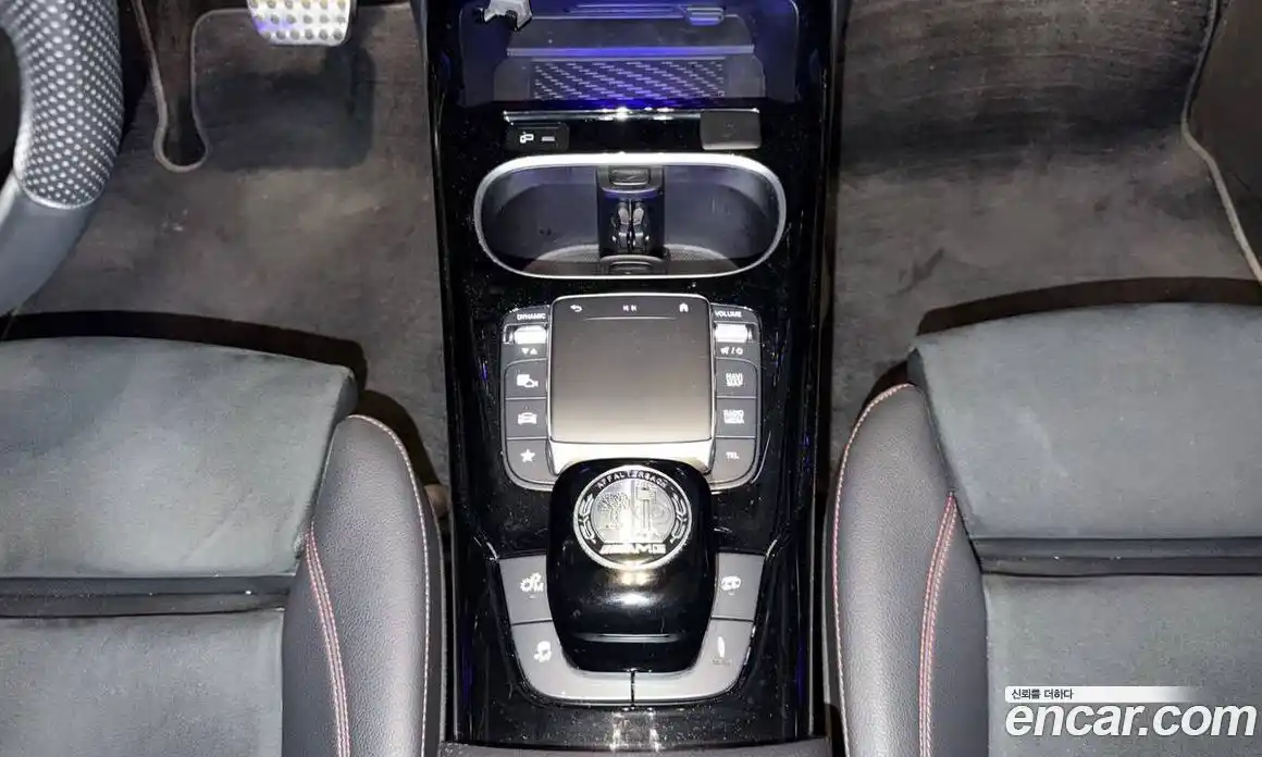 Mercedes-Benz A-Class 2023 2.0 Автомат в Москве № 623125, фото 9