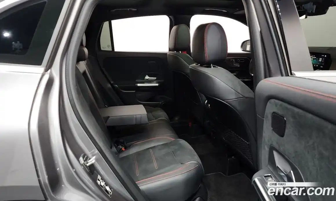 Mercedes-Benz GLA-Class 2022 2.0 Автомат в Москве № 623198, фото 11