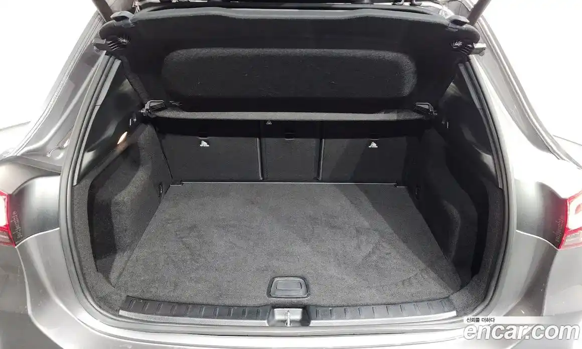 Mercedes-Benz GLA-Class 2022 2.0 Автомат в Москве № 623198, фото 19