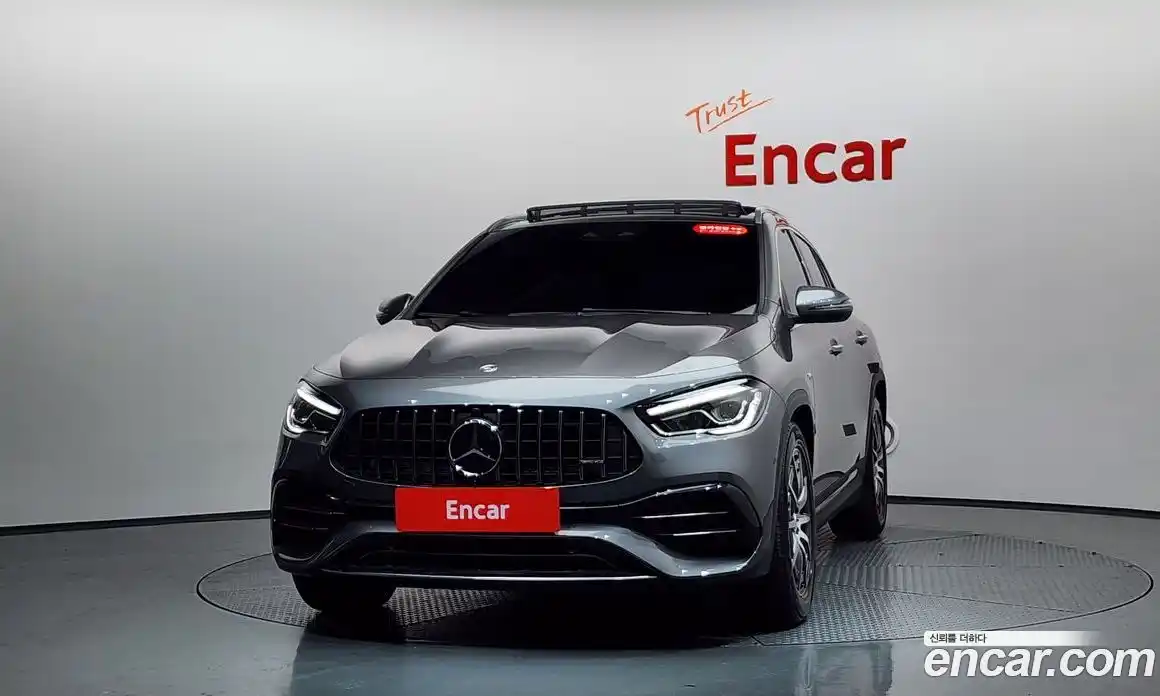 Mercedes-Benz GLA-Class 2022 2.0 Автомат в Москве № 623198, фото 2