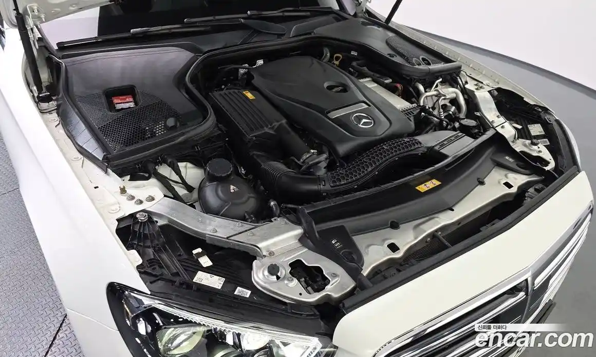 Mercedes-Benz E-Class 2022 2.0 Автомат в Москве № 623756, фото 6