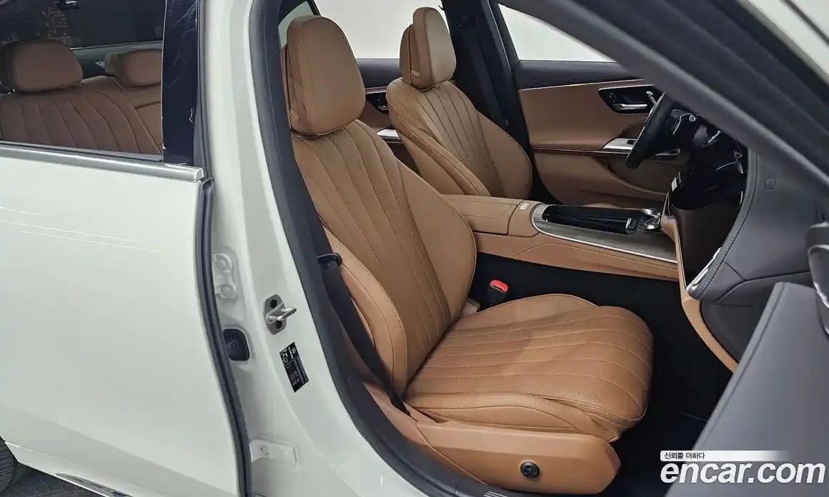 Mercedes-Benz E-Class 2024 2.0 Автомат в Москве № 623916, фото 11