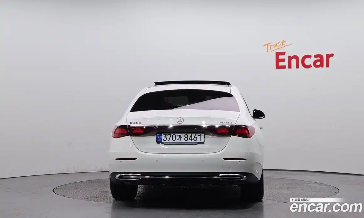 Mercedes-Benz E-Class 2024 2.0 Автомат в Москве № 623916, фото 4