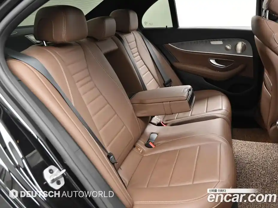 Mercedes-Benz E-Class 2022 2.0 Автомат в Москве № 624466, фото 12