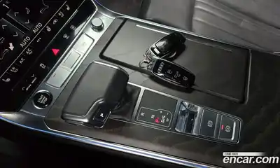 Audi A6 2023 2.0 Автомат в Москве № 624666, миниатюра 9