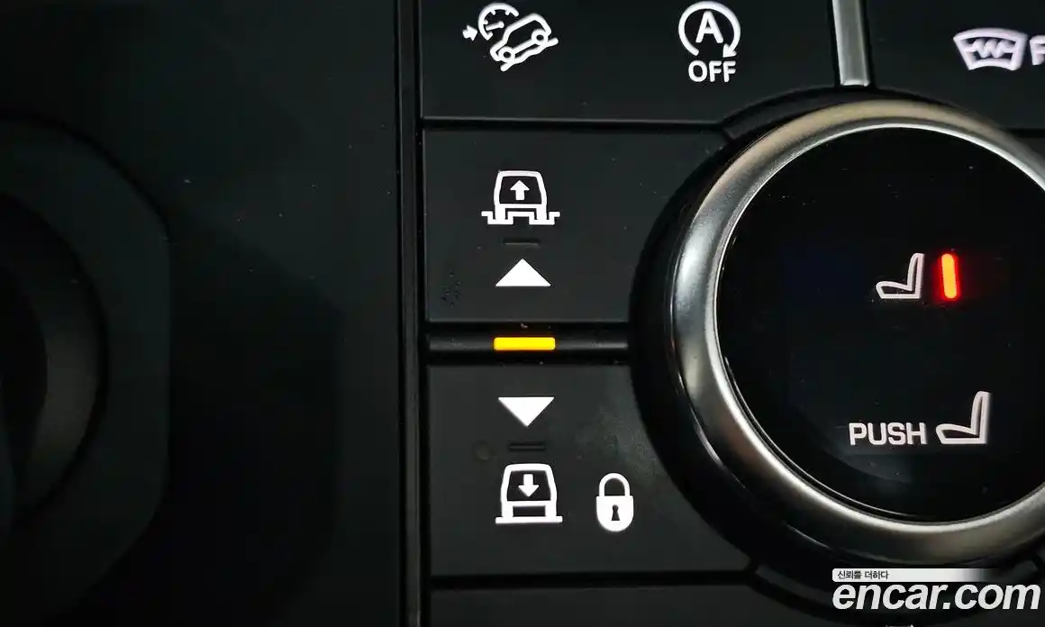 Land Rover Defender 2022 3.0 Автомат в Москве № 627468, фото 16