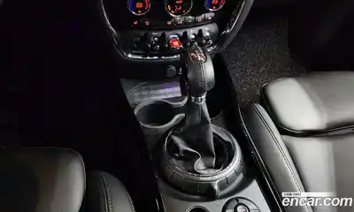 Mini Clubman 2017 1.5 Автомат в Москве № 628024, миниатюра 9