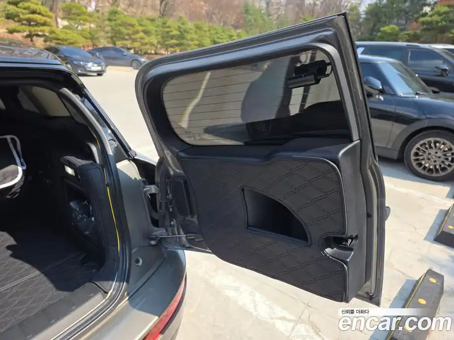 Mini Clubman 2016 2.0 Автомат в Москве № 628159, фото 13