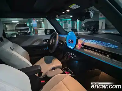 Mini Cooper Convertible 2025 2.0 Автомат в Москве № 628225, миниатюра 12