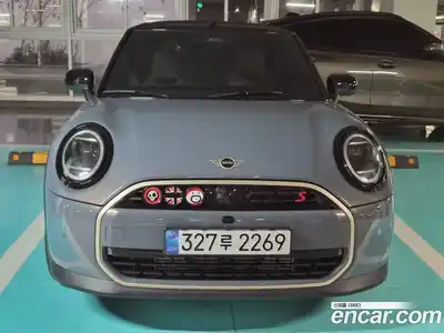 Mini Cooper Convertible 2025 2.0 Автомат в Москве № 628225, миниатюра 2