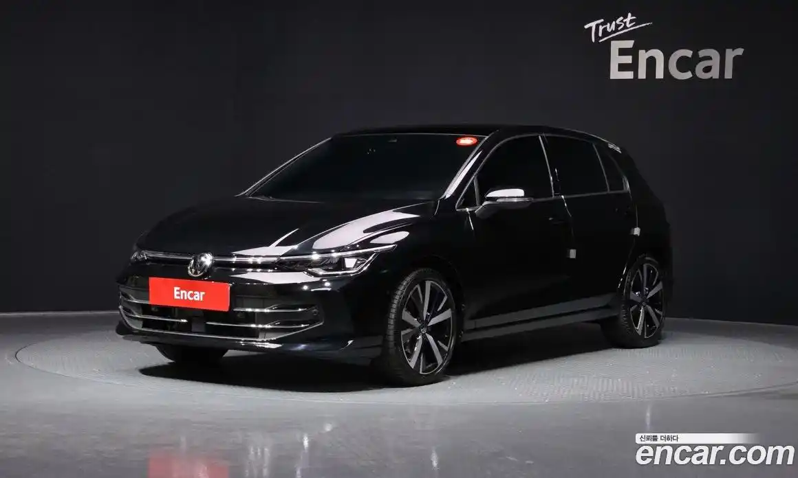 Volkswagen Golf 2025 2.0 Автомат в Москве № 628833, фото 1