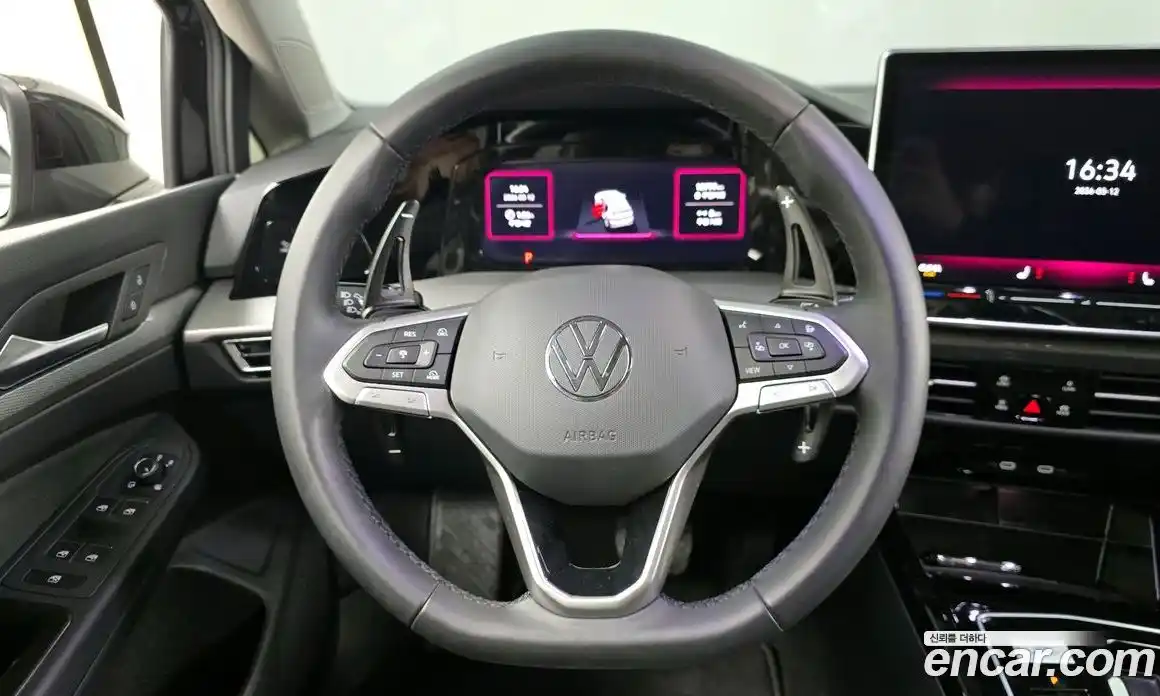 Volkswagen Golf 2025 2.0 Автомат в Москве № 628833, фото 13