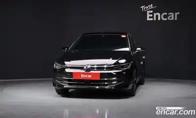 Volkswagen Golf 2025 2.0 Автомат в Москве № 628833, миниатюра 3