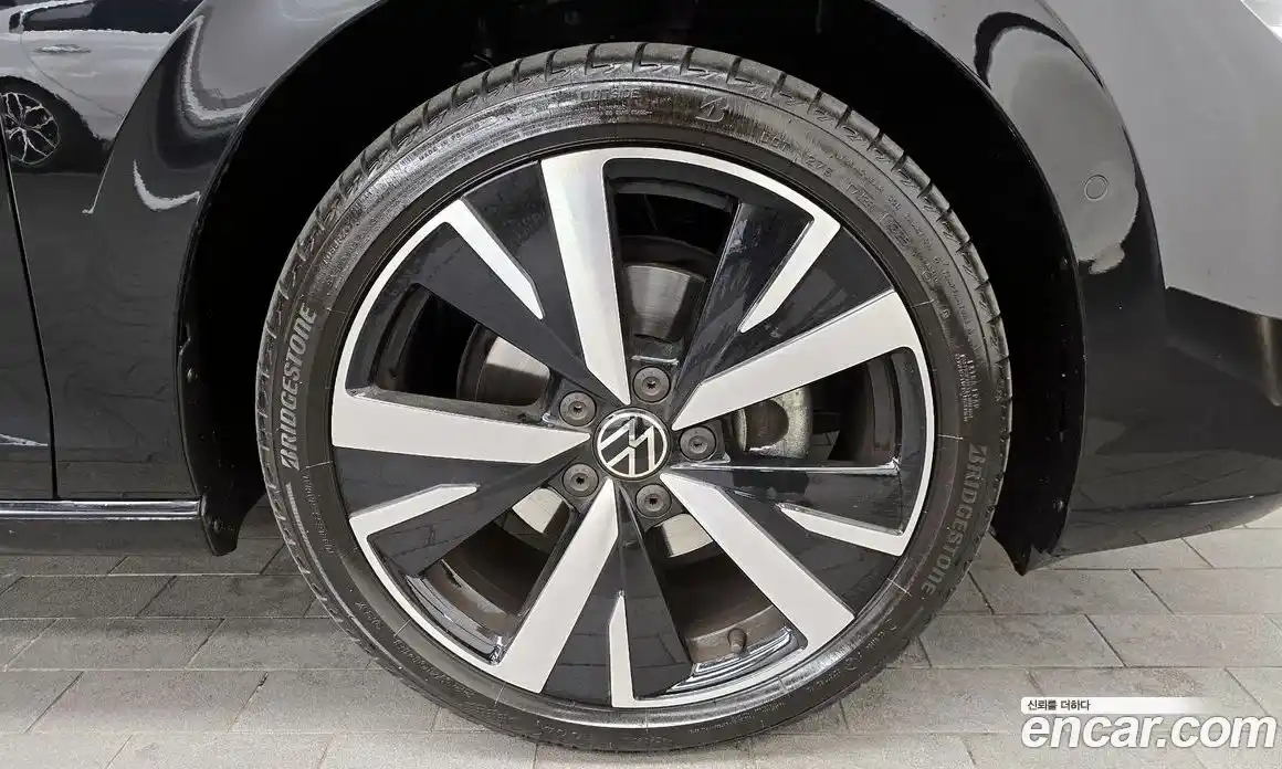 Volkswagen Golf 2025 2.0 Автомат в Москве № 628833, фото 5