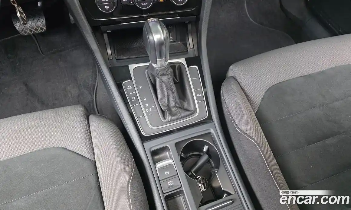 Volkswagen Golf 2013 2.0 Автомат в Москве № 628909, фото 9