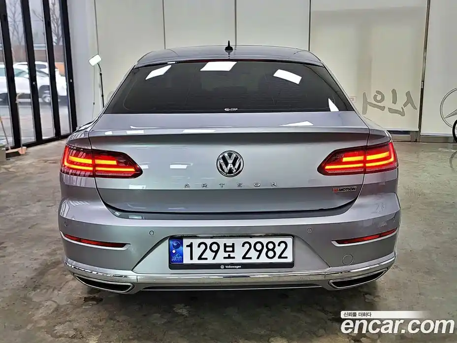 Volkswagen Arteon 2020 2.0 Автомат в Москве № 629083, фото 4