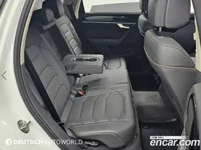 Volkswagen Touareg 2023 3.0 Автомат в Москве № 629285, миниатюра 12
