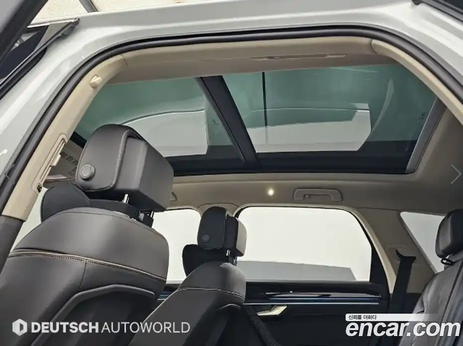 Volkswagen Touareg 2023 3.0 Автомат в Москве № 629285, фото 18