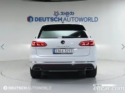 Volkswagen Touareg 2023 3.0 Автомат в Москве № 629285, миниатюра 4