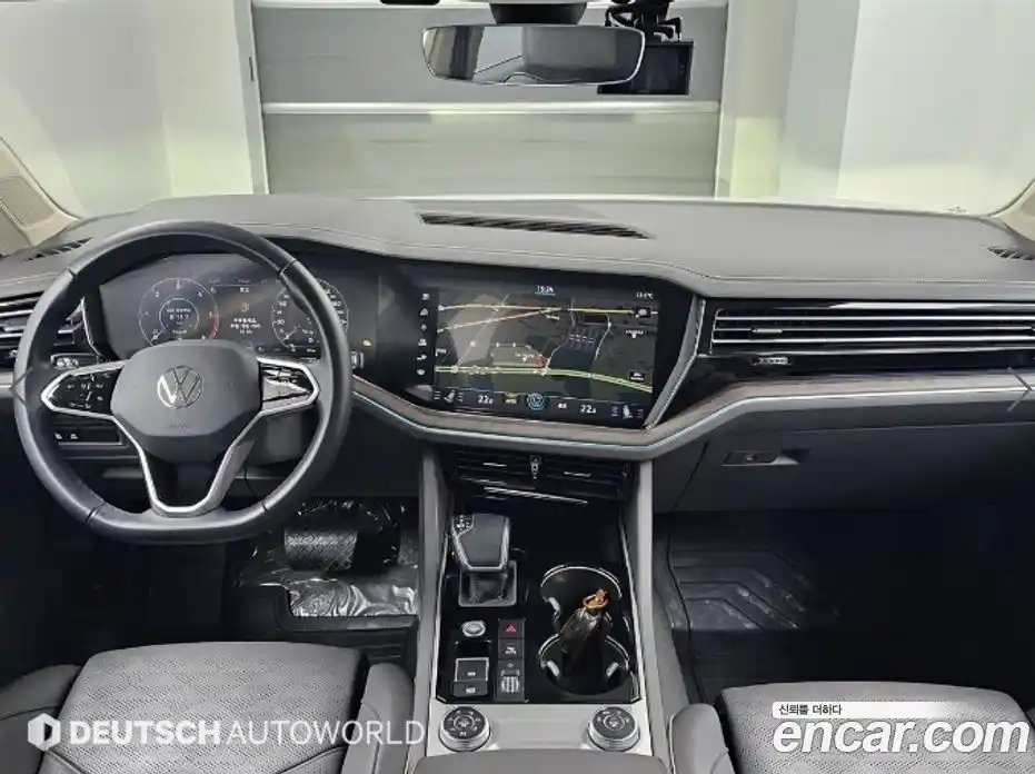 Volkswagen Touareg 2023 3.0 Автомат в Москве № 629285, фото 7