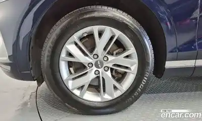 Genesis GV70 2024 2.5 Автомат в Москве № 82653, миниатюра 5