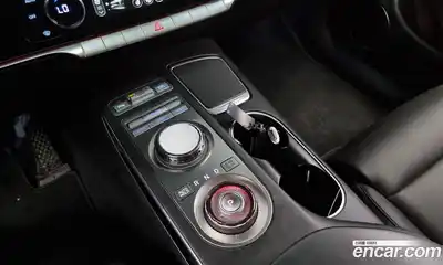 Genesis GV70 2024 2.5 Автомат в Москве № 82653, миниатюра 9