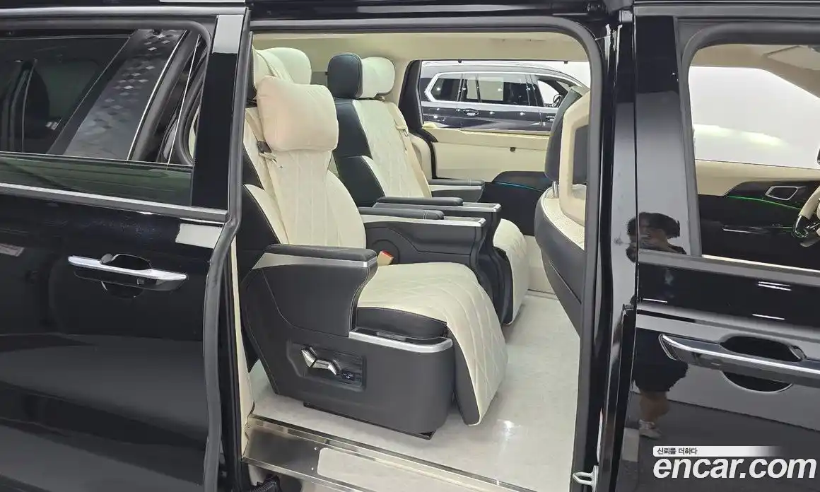 Kia Canival 2023 3.5 Автомат в Москве № 115334, фото 12