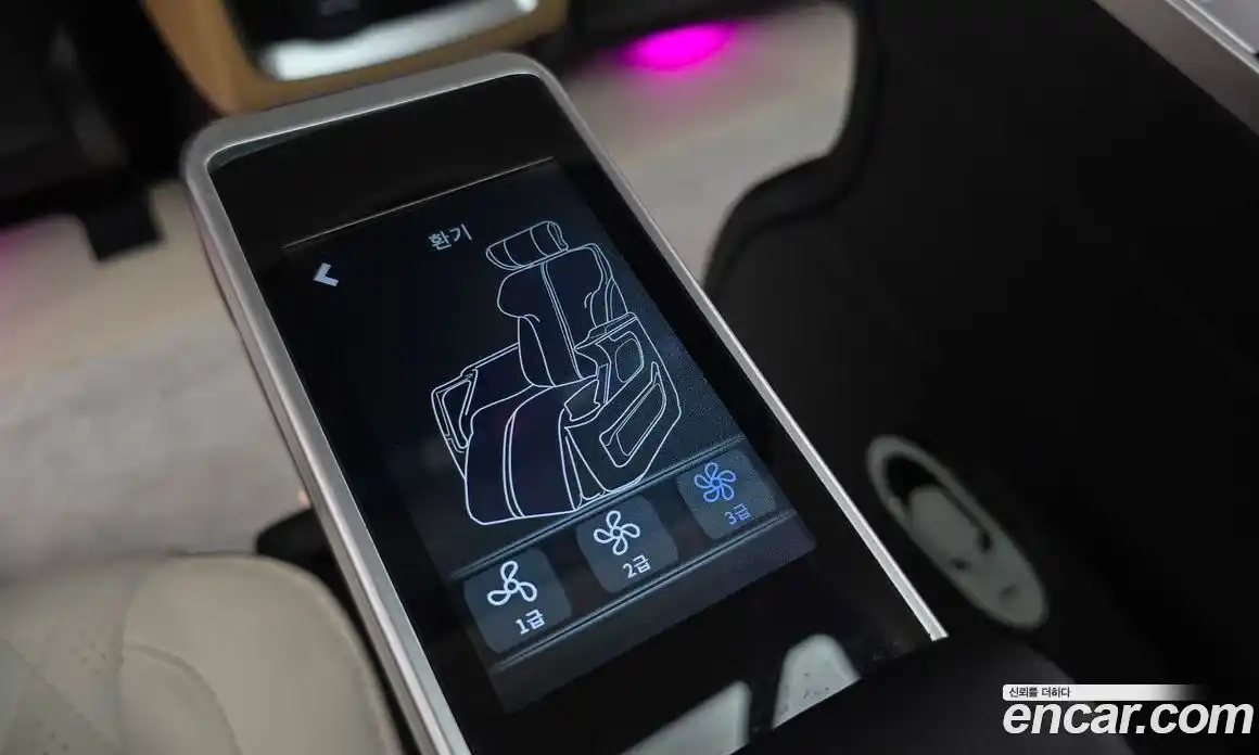 Kia Canival 2023 3.5 Автомат в Москве № 115334, фото 18