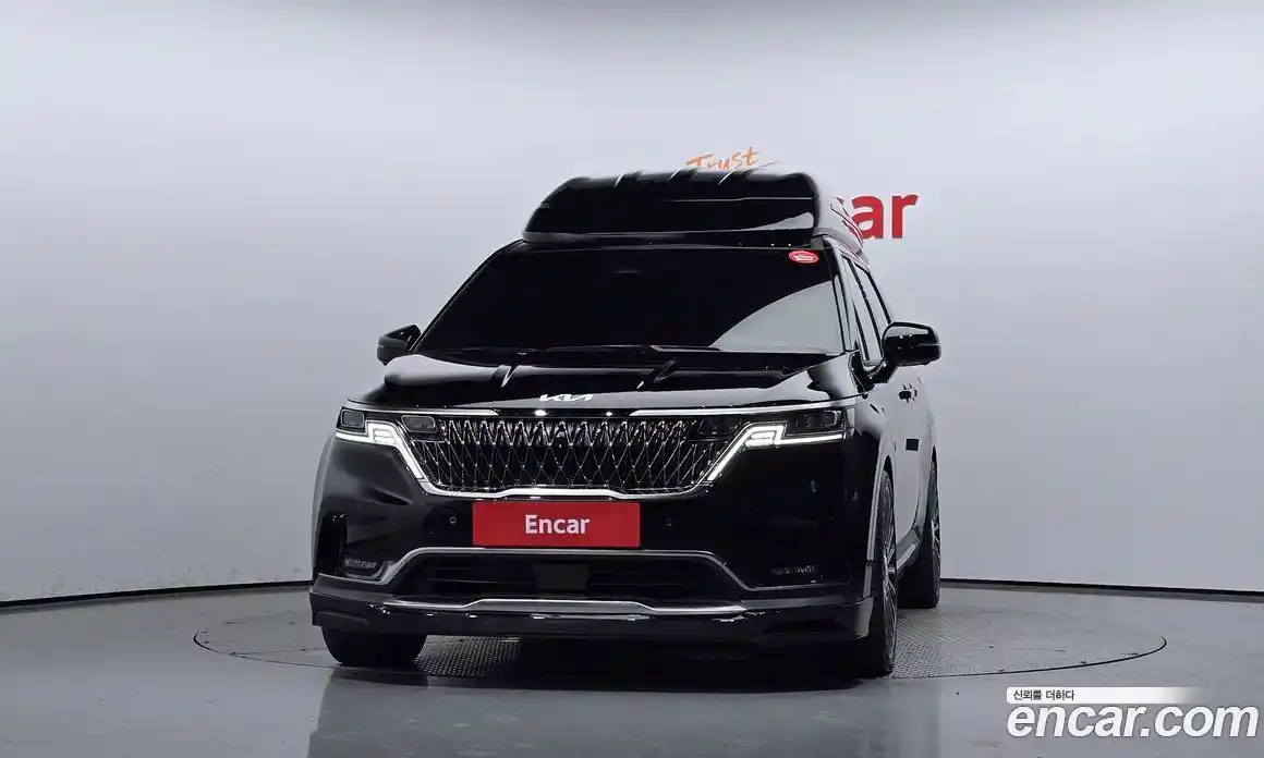 Kia Canival 2023 3.5 Автомат в Москве № 115334, фото 3