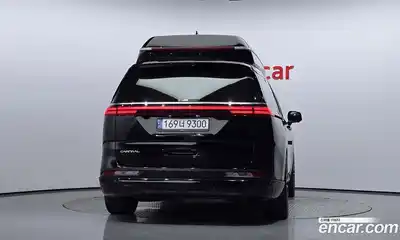 Kia Canival 2023 3.5 Автомат в Москве № 115334, миниатюра 4