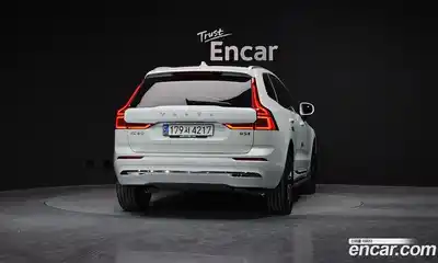 Volvo XC60 2023 2.0 Автомат в Москве № 164292, миниатюра 4