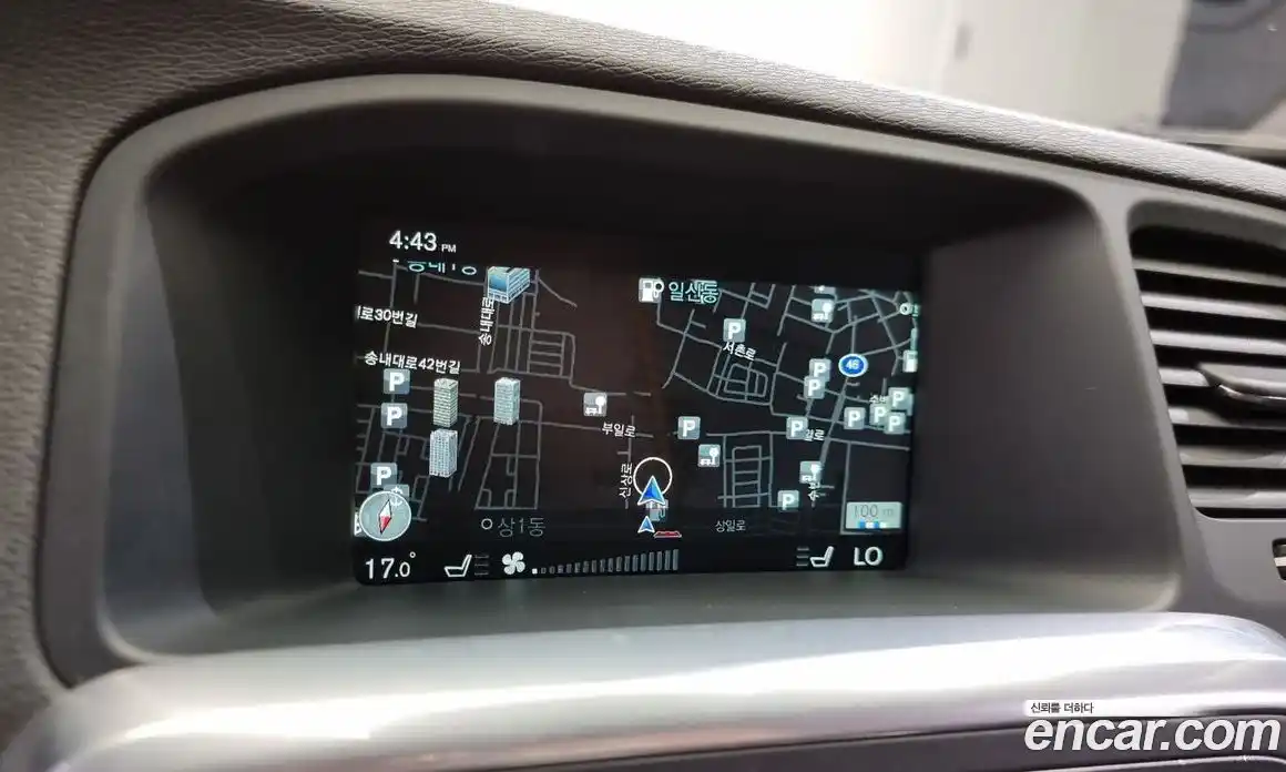 Volvo V60 2017 2.0 Автомат в Москве № 164620, фото 15