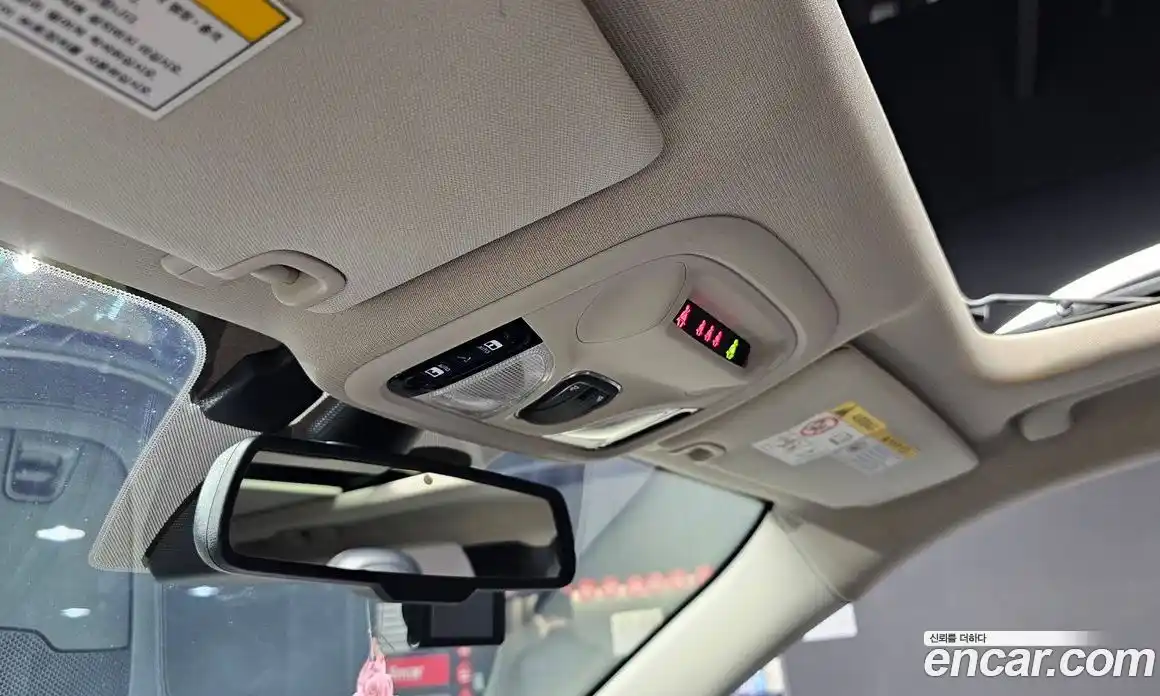 Jeep Cherokee 2015 2.0 Автомат в Москве № 169877, фото 17