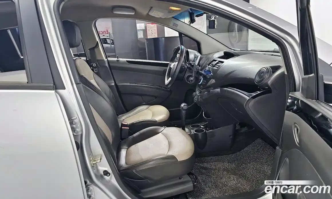 Chevrolet Spark 2012 1.0 Автомат в Москве № 1849, фото 10