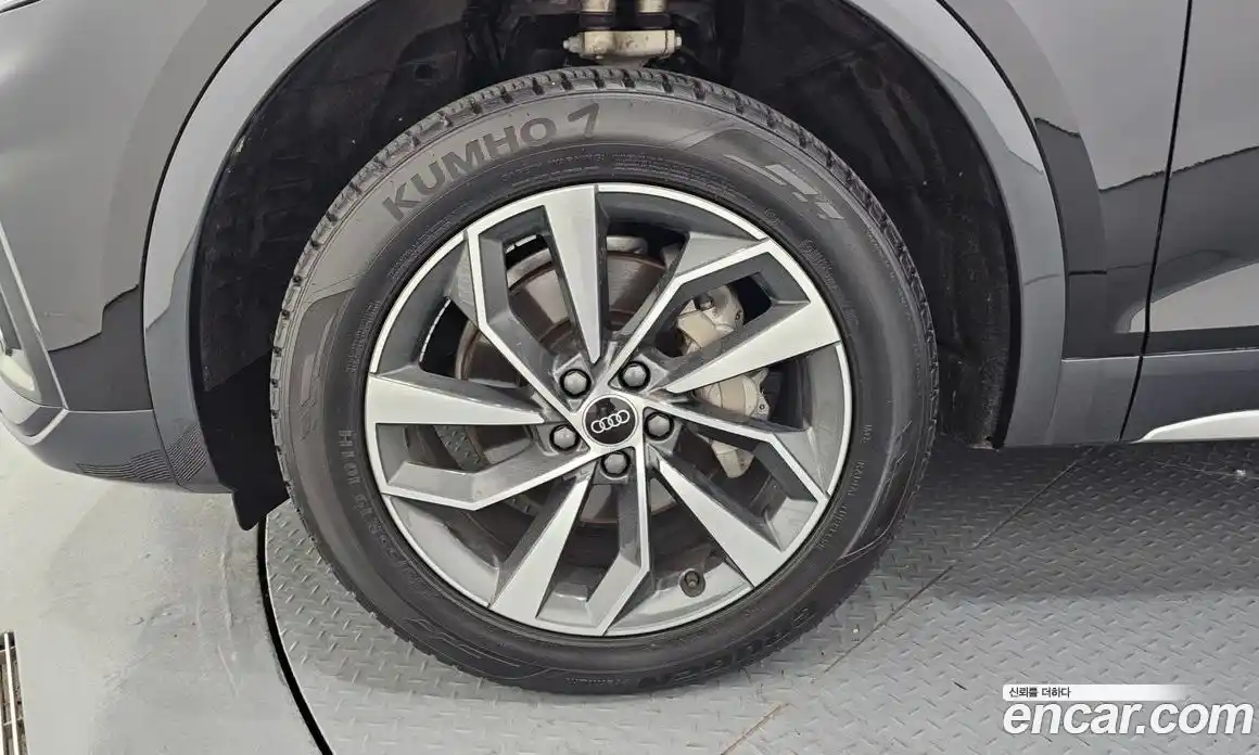 Audi Q5 2022 2.0 Автомат в Москве № 212469, фото 5