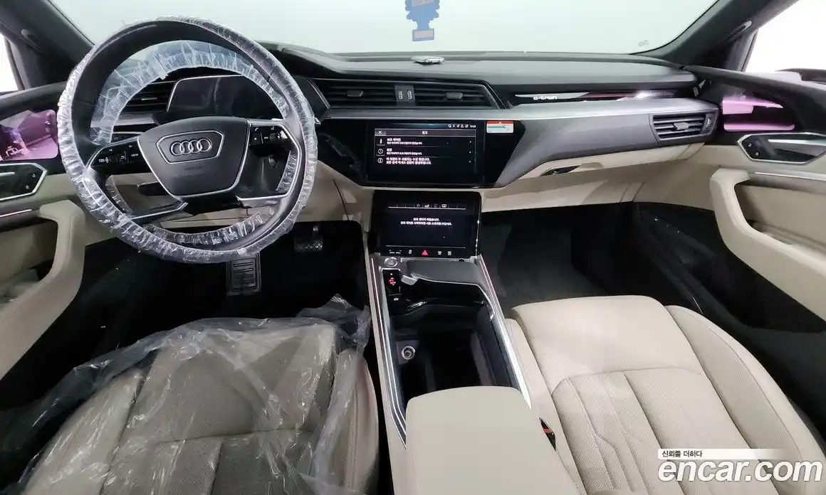 Audi e-tron 2020 0.2 Автомат в Москве № 230021, фото 7