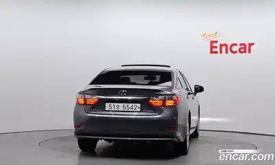 Lexus ES 2014 2.5 Автомат в Москве № 231995, миниатюра 4