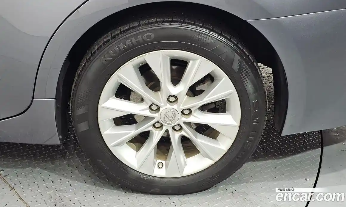 Lexus ES 2014 2.5 Автомат в Москве № 231995, фото 5