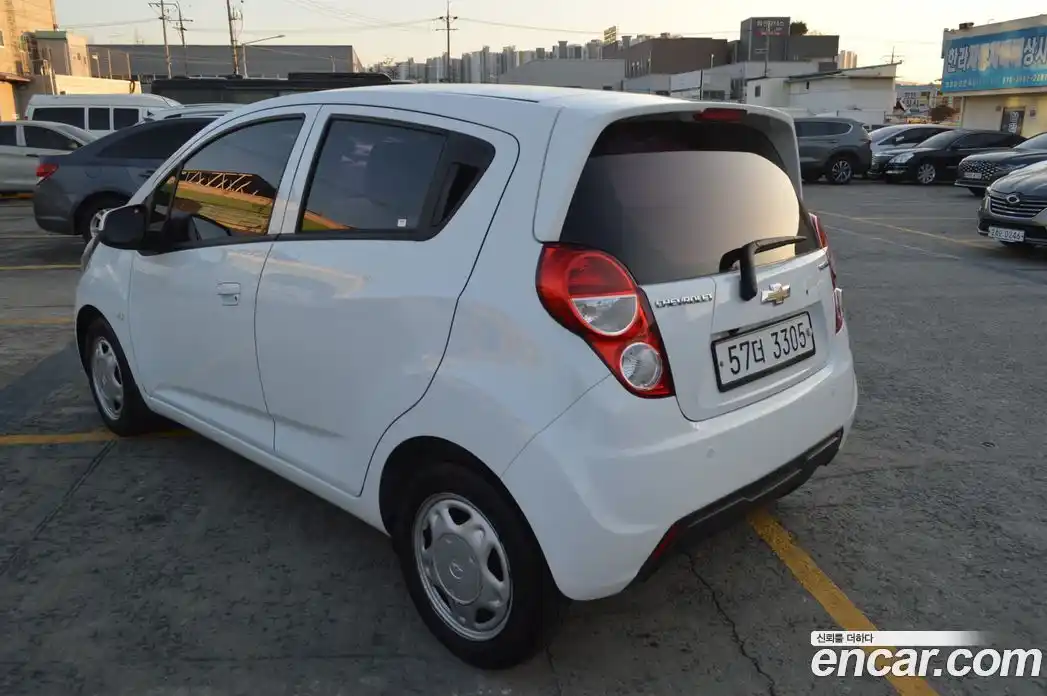 Chevrolet Spark 2015 1.0 Автомат в Москве № 29104, фото 3