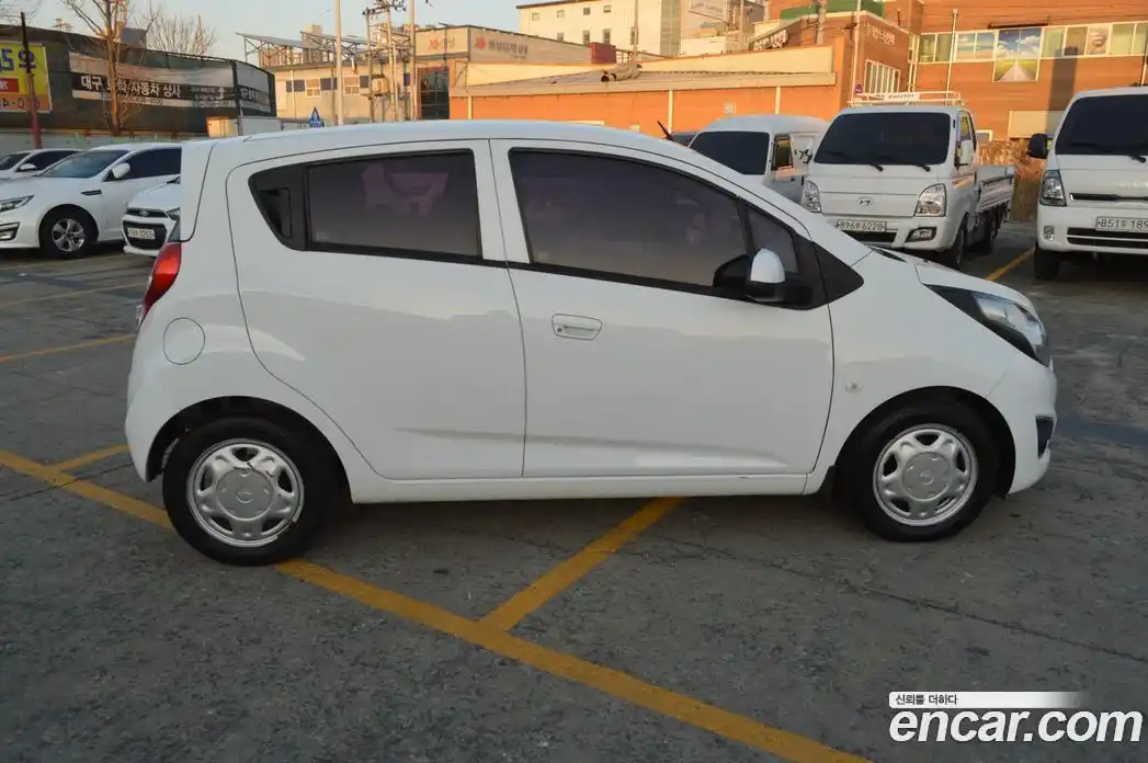 Chevrolet Spark 2015 1.0 Автомат в Москве № 29104, фото 8