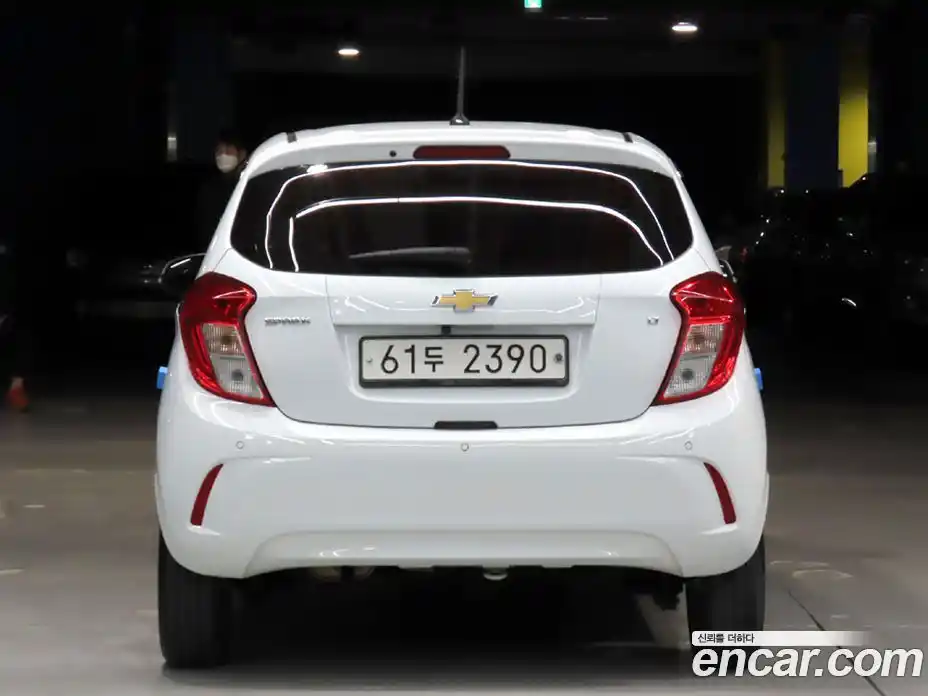 Chevrolet Spark 2018 1.0 Робот в Москве № 297927, фото 3