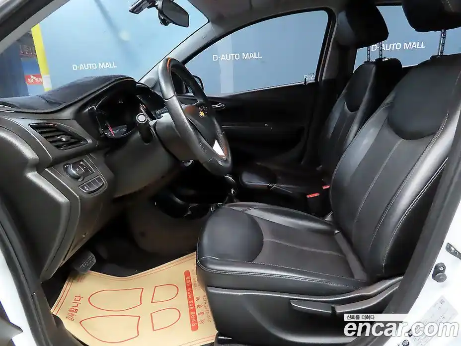 Chevrolet Spark 2018 1.0 Робот в Москве № 297927, фото 7