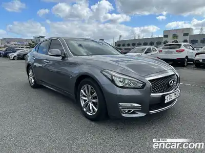 Infiniti Q70, 2018