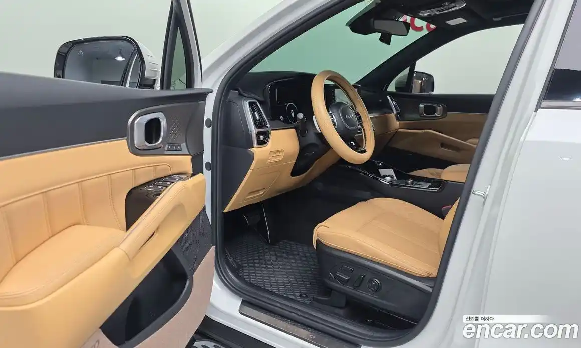 Kia Sorento 2023 1.6 Автомат в Москве № 50725, фото 13