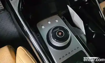 Kia Sorento 2023 1.6 Автомат в Москве № 50725, миниатюра 9