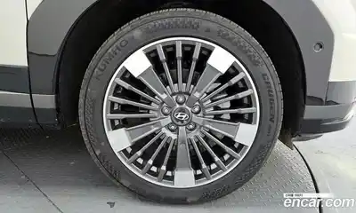 Hyundai Santa Fe 2024 1.6 Автомат в Москве № 582200, миниатюра 5